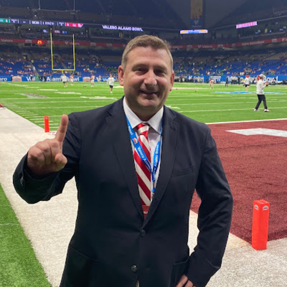 Meet your Posher, Chris - Picture 1 of 1